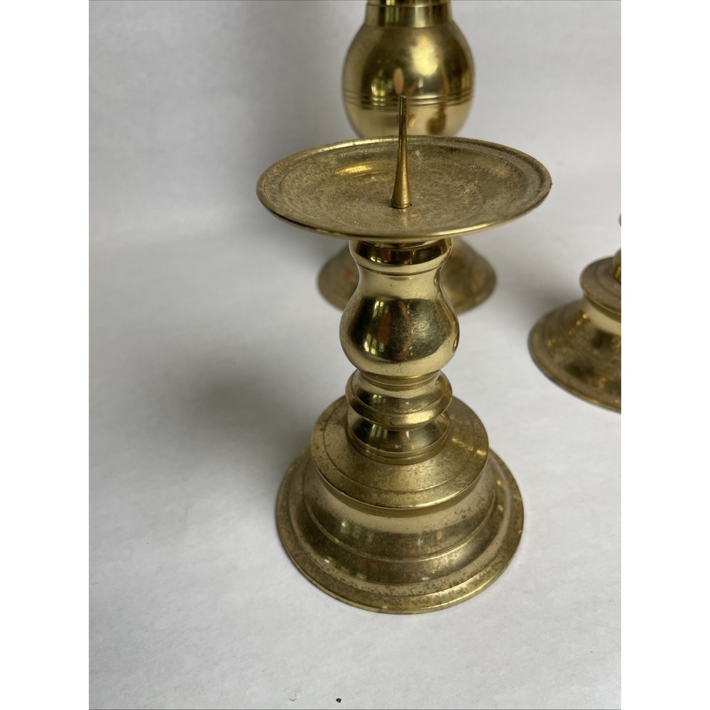 Vintage Brass Graduated Candlestick Holders Set of 3 Taper Mid Century Decor - Picture 6 of 9